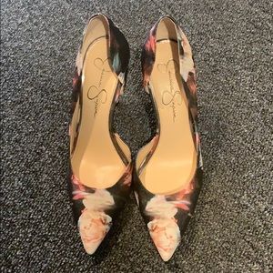 Jessica’s Simpson pointed toe heels